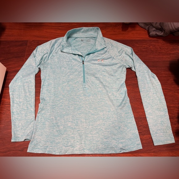 LG Light Blue Athletic Top - Picture 1 of 3